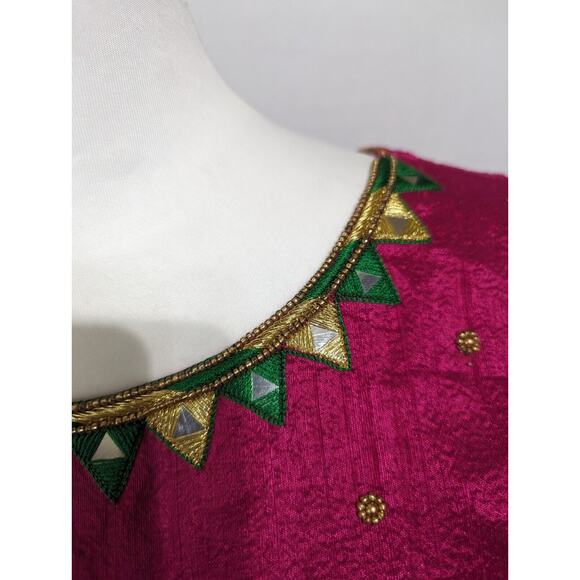 Indian Dress Magenta Full Pullover Silk Dupuoni Beaded Mirrors See Description - Picture 14 of 16